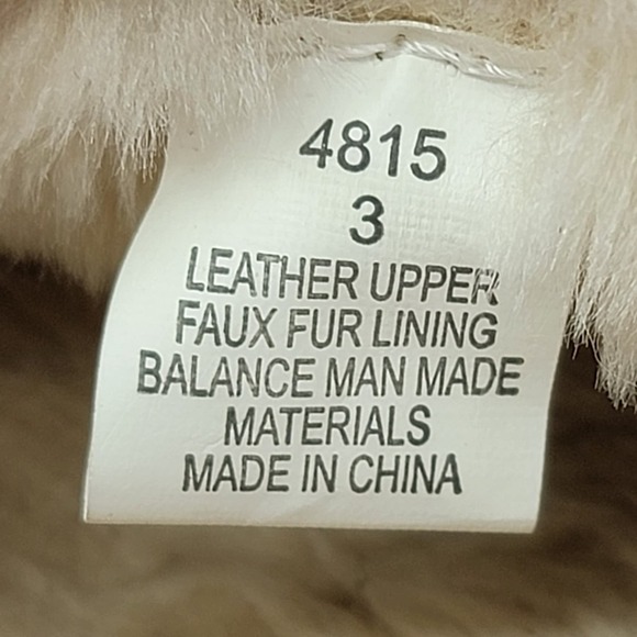 Minnetonka Moccasins Slipper Pink Suede - Picture 9 of 9